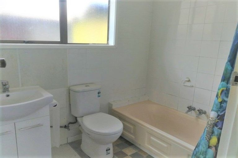 Photo of property in 107 Monarch Avenue, Hillcrest, Auckland, 0627