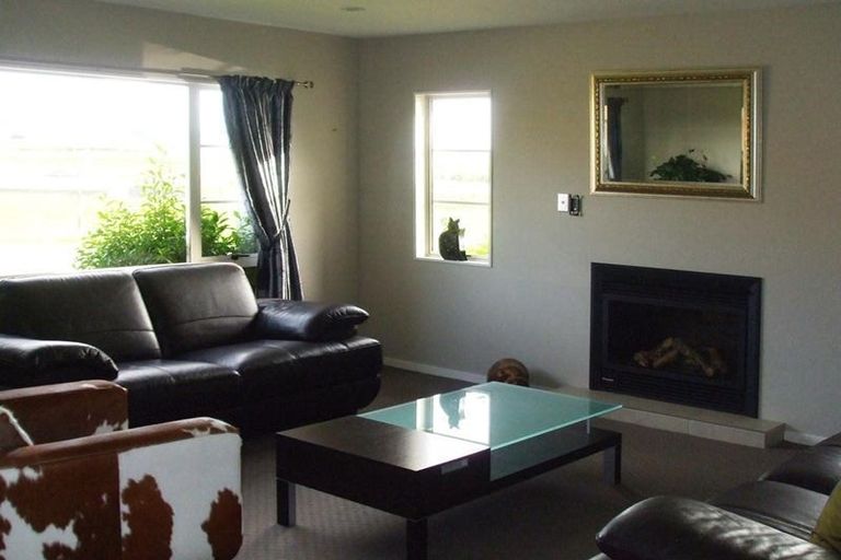 Photo of property in 40 Salford Crescent, Flat Bush, Auckland, 2019