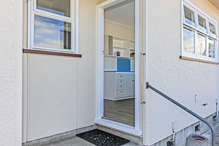 Photo of property in 310 Lyndon Road West, Hastings, 4122