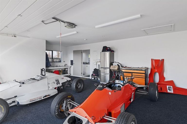 Photo of property in 152 Penruddock Rise, Westmorland, Christchurch, 8025