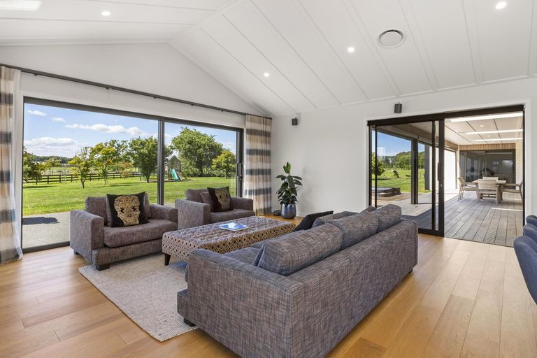 Photo of property in 322 Holland Road, Puketaha, Hamilton, 3286