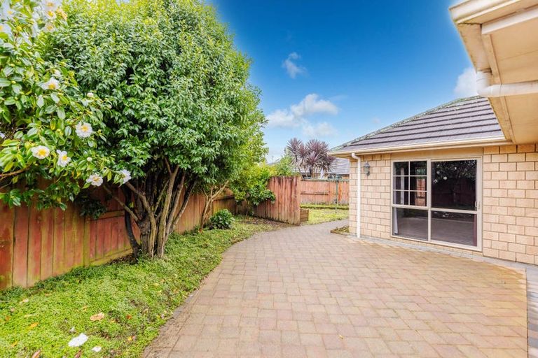 Photo of property in 32 Miers Glade, Rototuna North, Hamilton, 3210