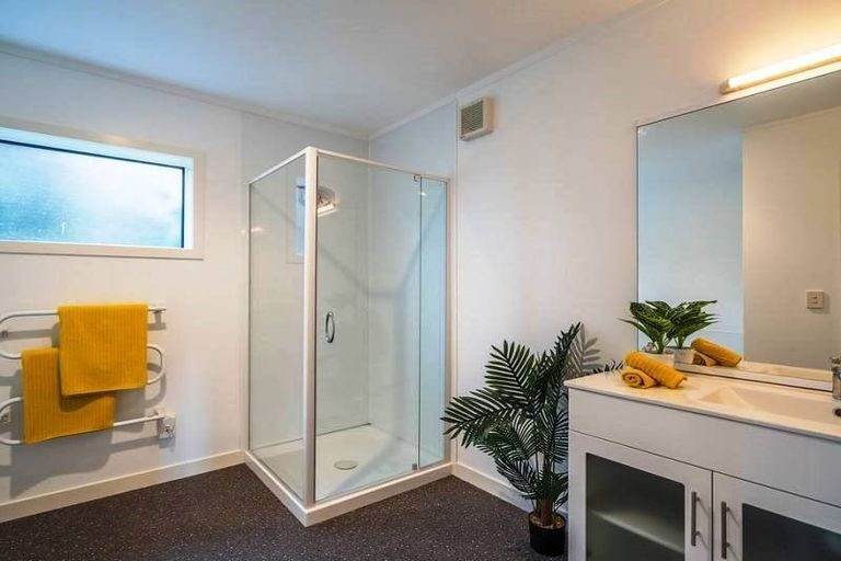 Photo of property in 55a Golf Road, Paraparaumu Beach, Paraparaumu, 5032