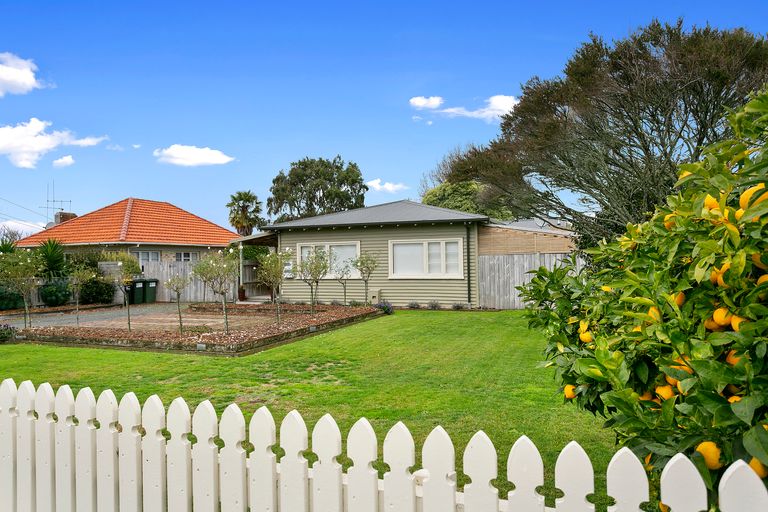 Photo of property in 145 Taylor Street, Cambridge, 3434