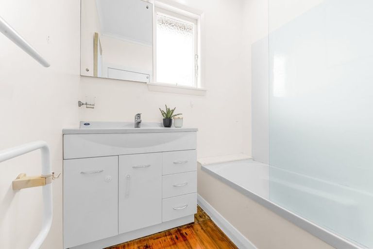 Photo of property in 17 Rata Street, Maeroa, Hamilton, 3200