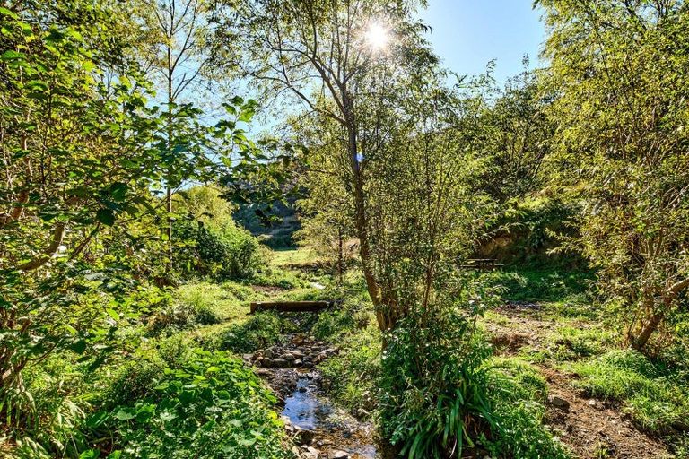 Photo of property in 202 Happy Valley Road, Owhiro Bay, Wellington, 6023