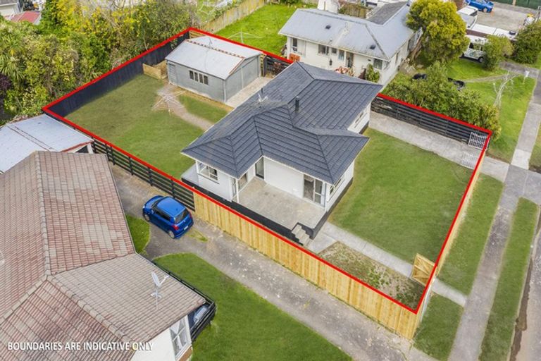 Photo of property in 22 Arnwood Street, Manurewa, Auckland, 2102