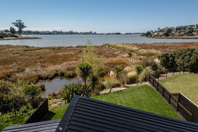 Photo of property in 45 Hinaki Street, Poike, Tauranga, 3112
