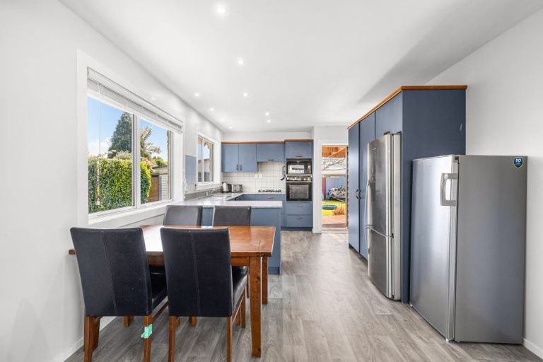 Photo of property in 66 Oakfield Crescent, Pukete, Hamilton, 3200