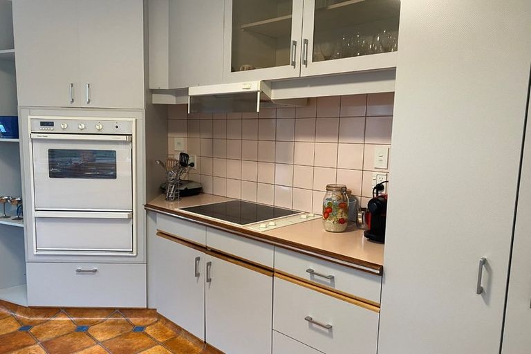 Photo of property in 10 James Cook Drive, Whitby, Porirua, 5024