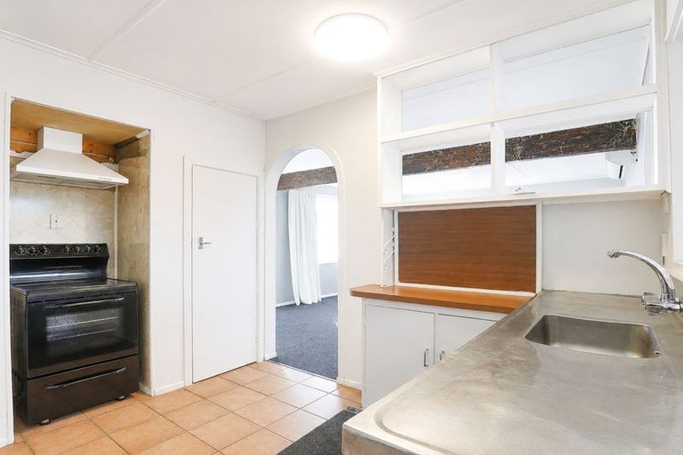 Photo of property in 2 Ngareta Road, Mourea, Rotorua, 3074