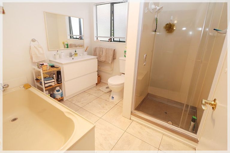 Photo of property in 37 Shortt Street, Foxton Beach, Foxton, 4815