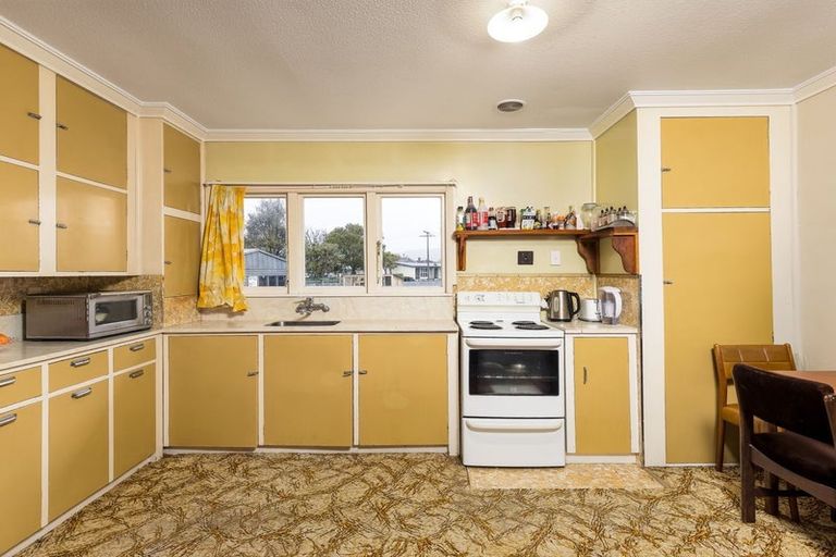 Photo of property in 12 Rugby Street, Waimate, 7924