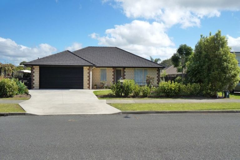 Photo of property in 52 Tamure Place, Ruakaka, 0116