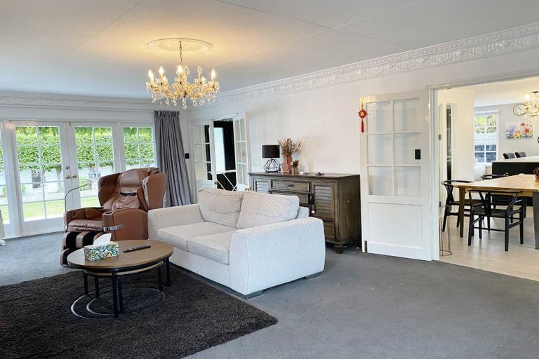 Photo of property in 96 Glandovey Road, Fendalton, Christchurch, 8052