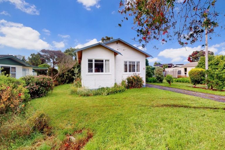 Photo of property in 11 Nikau Street, Tawhero, Whanganui, 4501