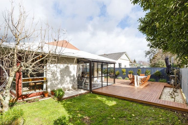 Photo of property in 83 Shamrock Street, Takaro, Palmerston North, 4412