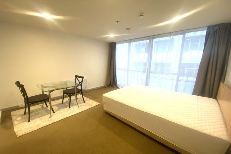 Photo of property in Gilmer Terrace Car Park, 213/9 Gilmer Terrace, Wellington Central, Wellington, 6011