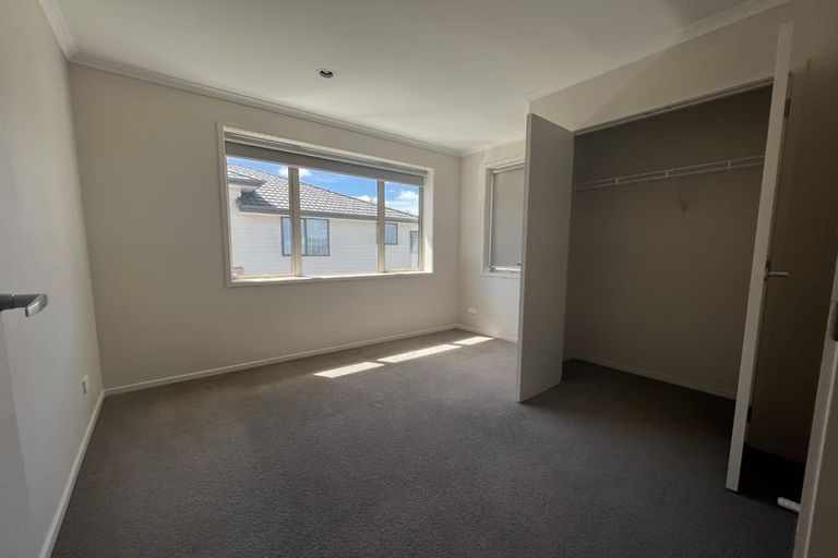 Photo of property in 5 Akeake Lane, Manurewa, Auckland, 2102