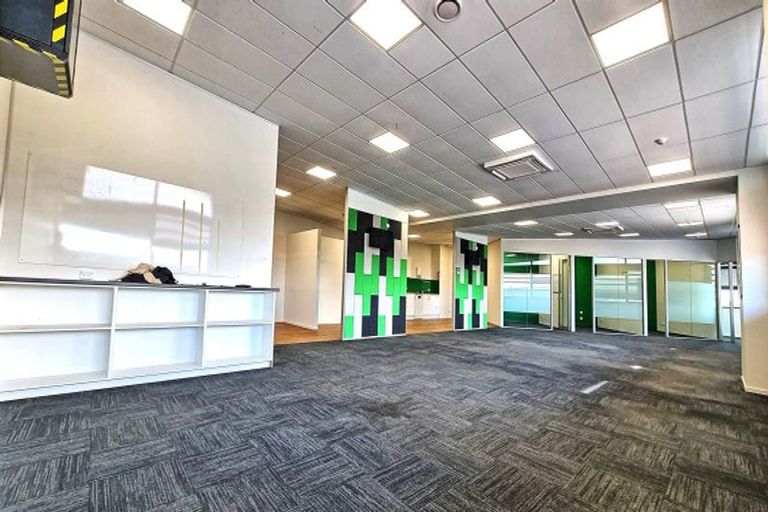 Photo of property in 299 Main South Road, Green Island, Dunedin, 9018