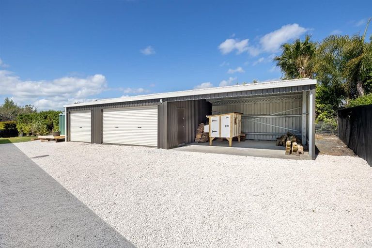 Photo of property in 17a Trigg Road, Huapai, Kumeu, 0810