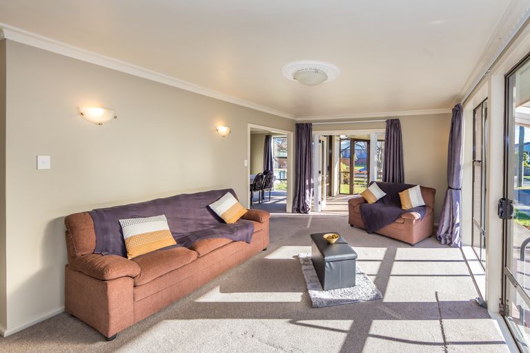 Photo of property in 10 Maple Street, Bishopdale, Christchurch, 8053