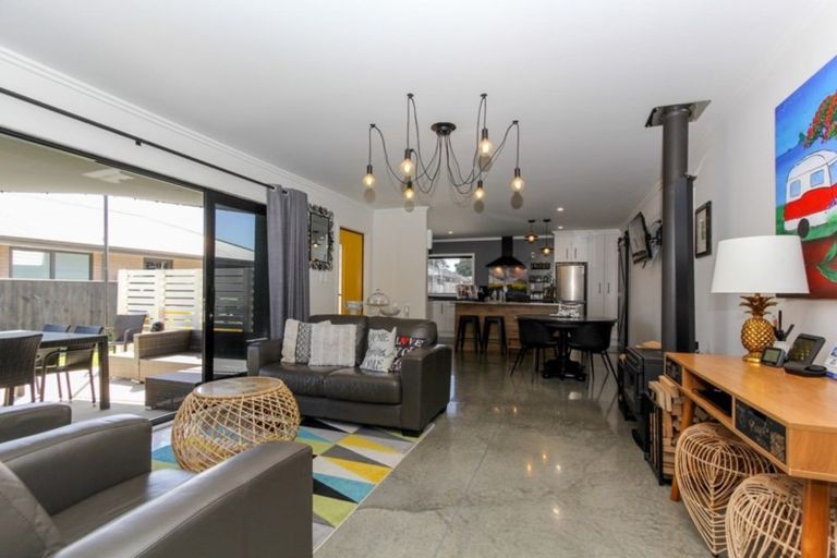 Photo of property in 23 Dreaver Drive, Waitara, 4320