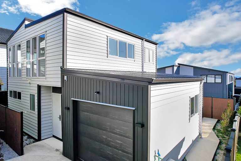 Photo of property in 7b Ascent Street, Flat Bush, Auckland, 2019