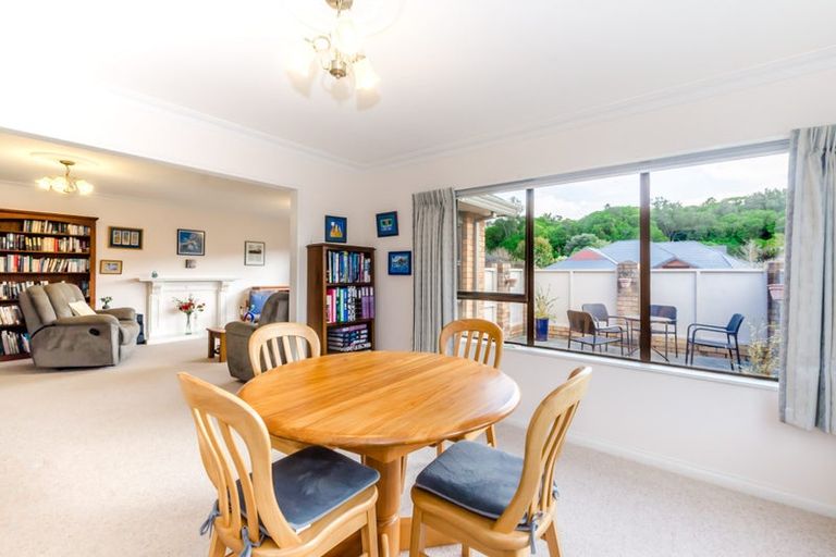 Photo of property in 31 Awanui Drive, Waikanae, 5036