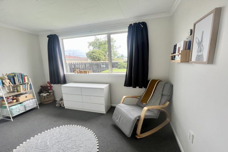 Photo of property in 74 O'byrne Street, Waikiwi, Invercargill, 9810