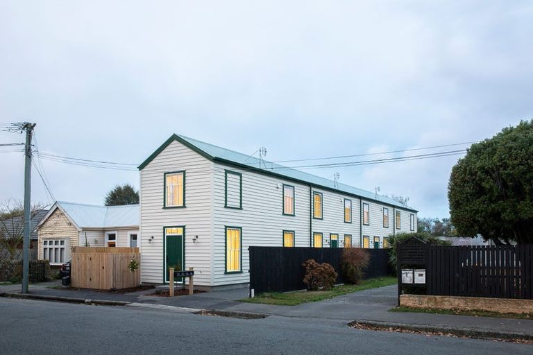 Photo of property in 2/38 York Street, Waltham, Christchurch, 8023