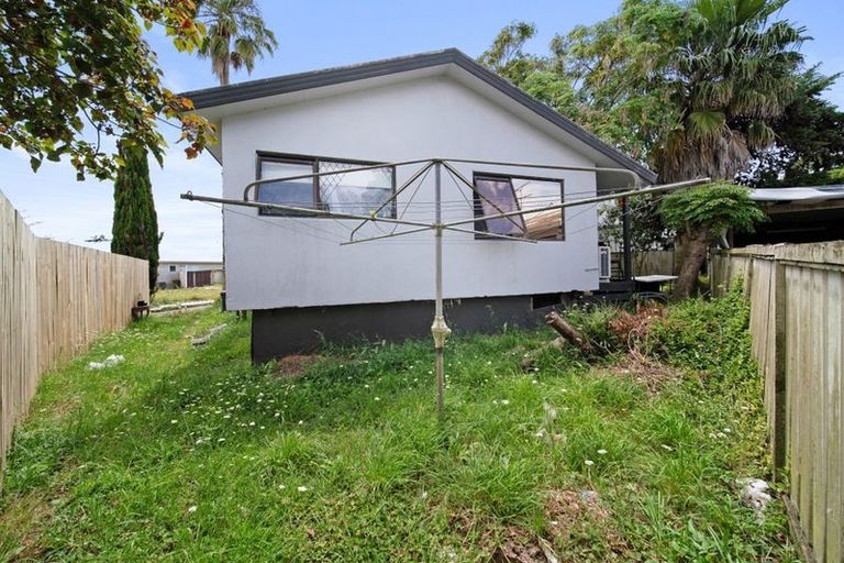 Photo of property in 4/35 Trimdon Street, Randwick Park, Auckland, 2105