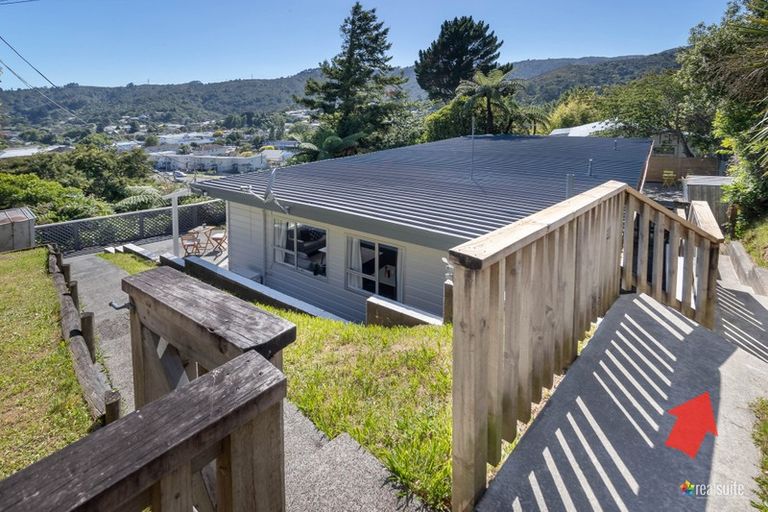 Photo of property in 99b Bird Grove, Stokes Valley, Lower Hutt, 5019