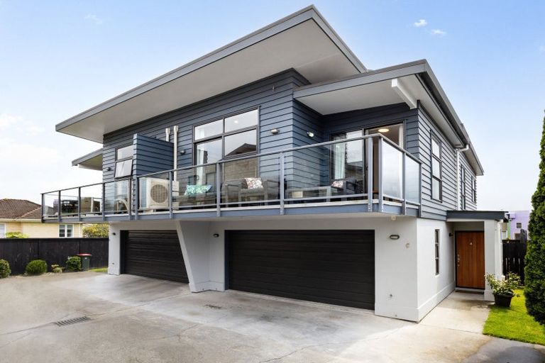 Photo of property in 4/17 Cook Street, Hamilton East, Hamilton, 3216