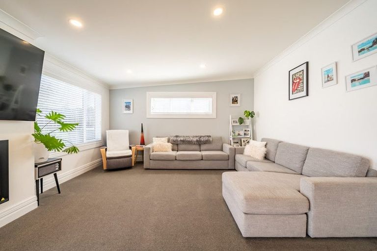 Photo of property in 77 Richmond Street, Petone, Lower Hutt, 5012