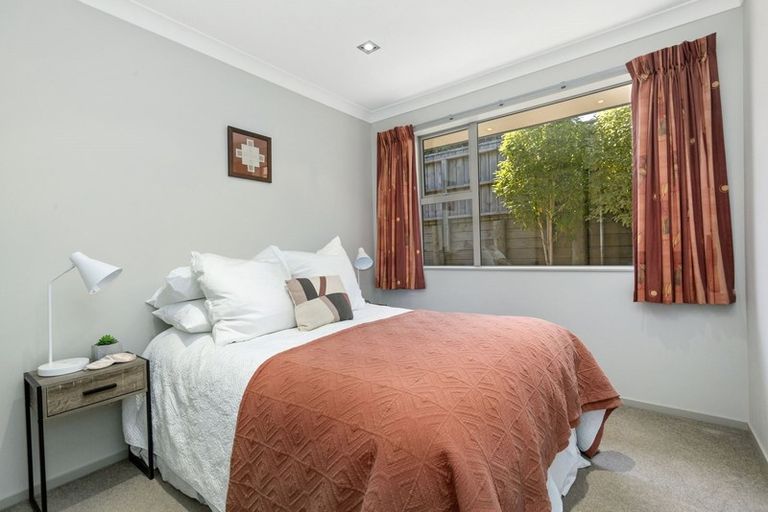 Photo of property in 101 Bing Lucas Drive, Tawa, Wellington, 5028