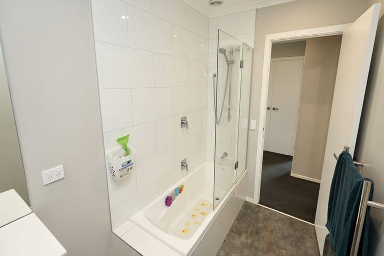 Photo of property in 21b Shamrock Street, Takaro, Palmerston North, 4412