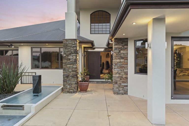 Photo of property in 14a Veale Road, Frankleigh Park, New Plymouth, 4310