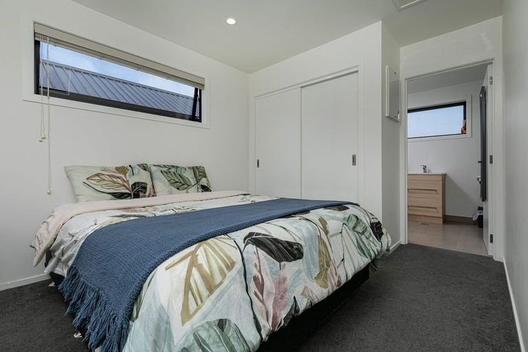 Photo of property in 2/63 Taikata Road, Te Atatu Peninsula, Auckland, 0610