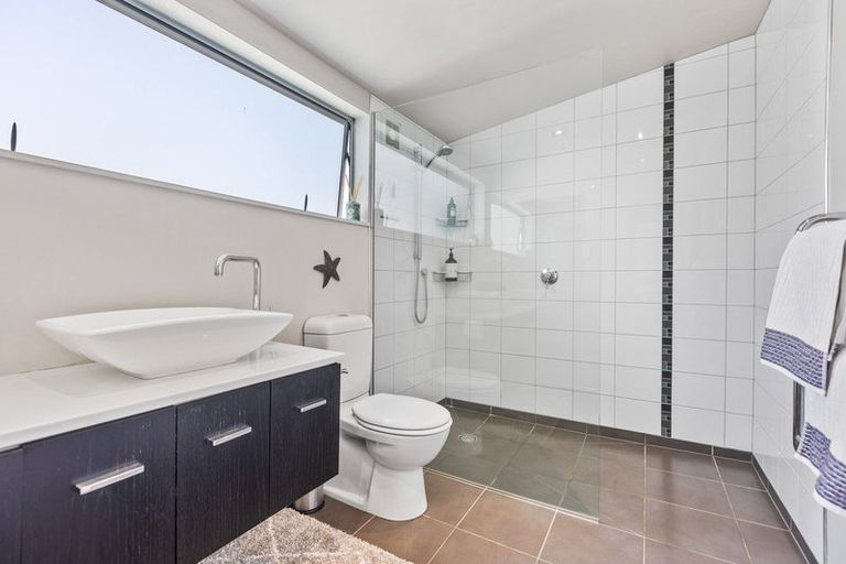 Photo of property in 84b Carrington Street, Lower Vogeltown, New Plymouth, 4310