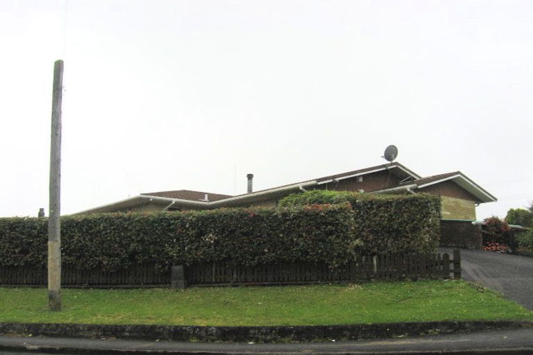 Photo of property in 10 Sherwood Road, Onerahi, Whangarei, 0110