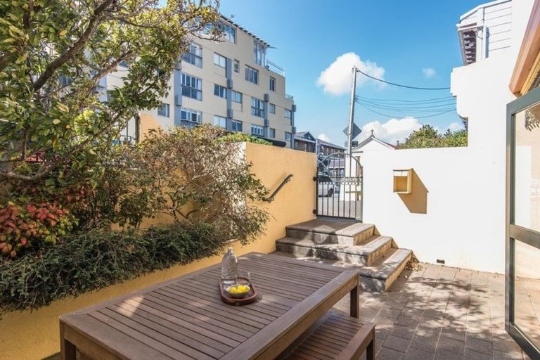 Photo of property in 85 Hill Street, Thorndon, Wellington, 6011