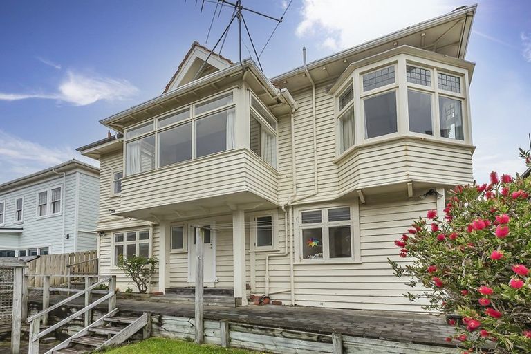 Photo of property in 54 Waipapa Road, Hataitai, Wellington, 6021