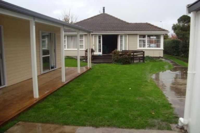 Photo of property in 8 Colman Avenue, Sockburn, Christchurch, 8042