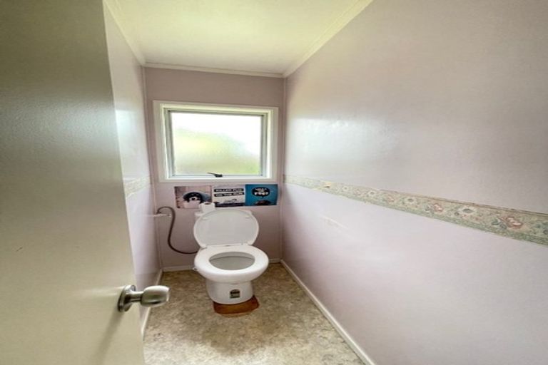 Photo of property in 22 Cherry Tree Place, Massey, Auckland, 0614