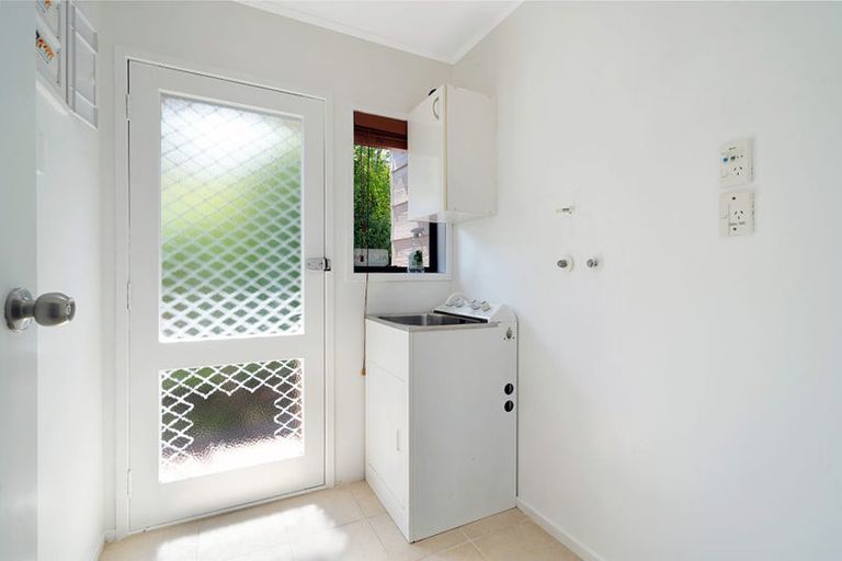 Photo of property in 61 Anich Road, Massey, Auckland, 0614