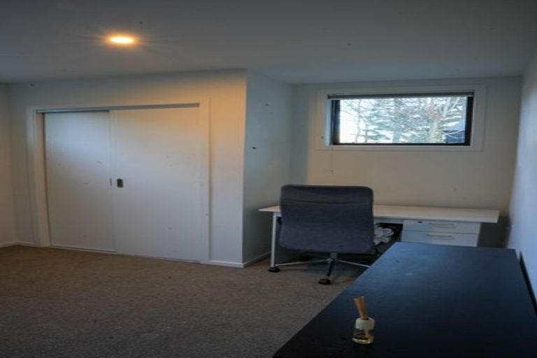 Photo of property in 16 Lochy Road, Fernhill, Queenstown, 9300