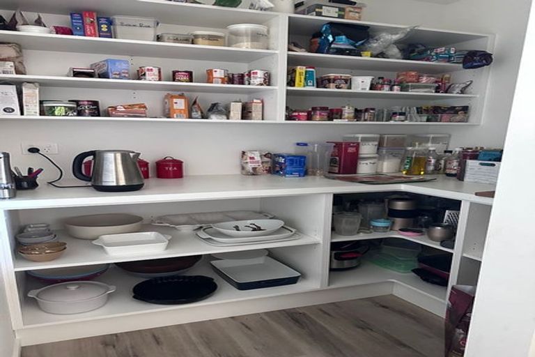 Photo of property in 27 Quinn Crescent, Woodend, 7610