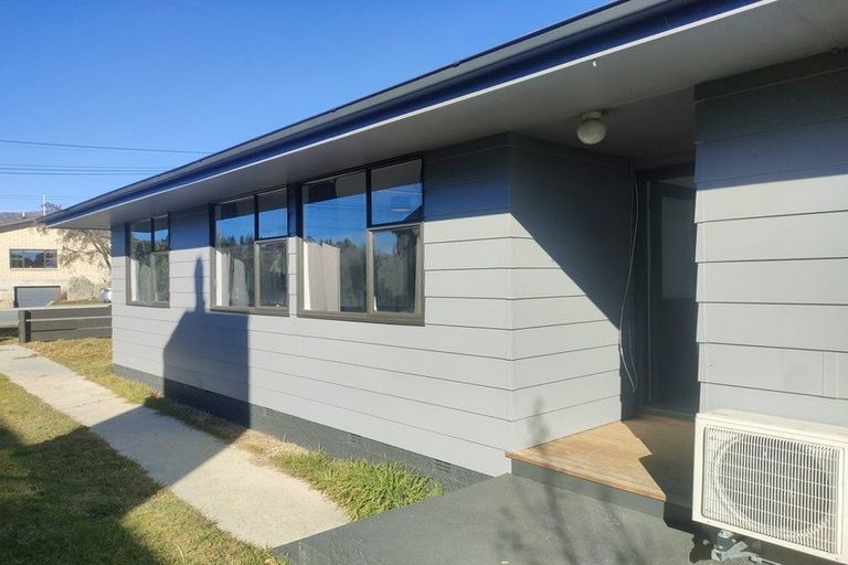 Photo of property in 185 Warren Street, Wanaka, 9305