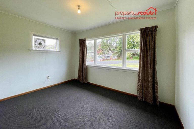 Photo of property in 15 Beaumont Crescent, Frankleigh Park, New Plymouth, 4310